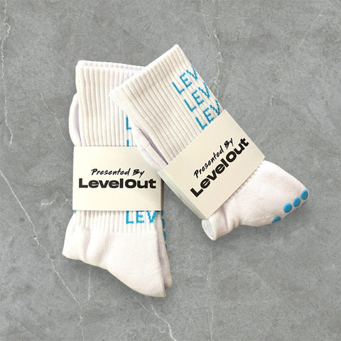 LEVELOUT GRIP SOCKS